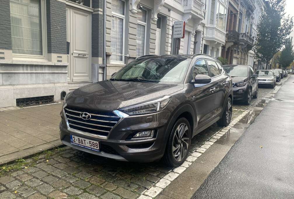 Hyundai blue 2.0 CRDi 4WD Aut. Premium