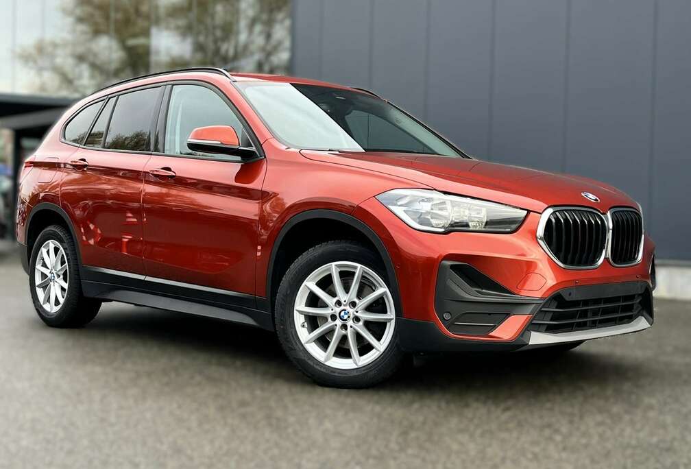 BMW sDrive18i AUTOMAAT / CAMERA / NAVIGATIE / BTW AFTR