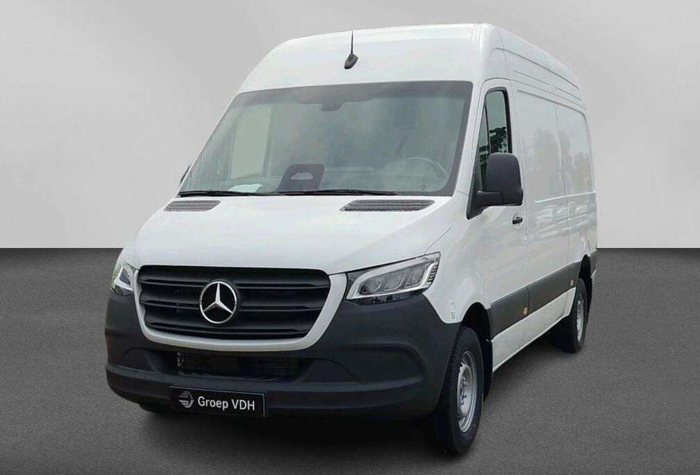 Mercedes-Benz 319 CDI Bestelwagen L2 RWD SELECT