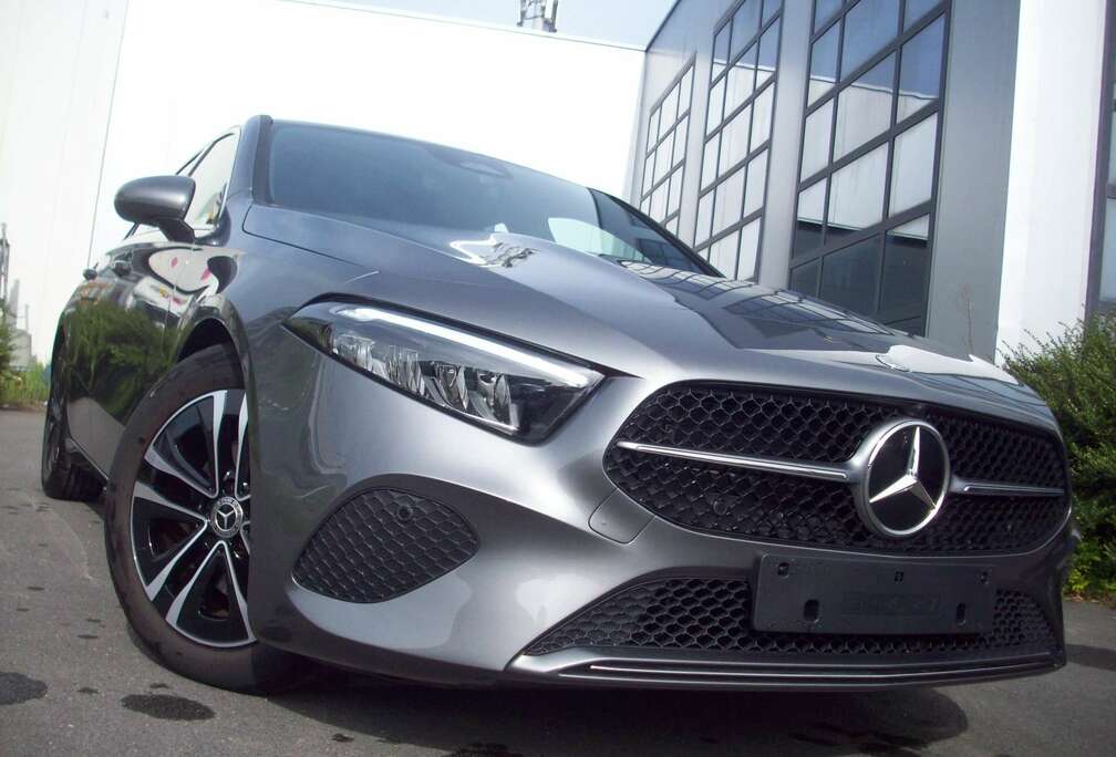 Mercedes-Benz Progressive Line - Face Lift - Mild Hybrid.