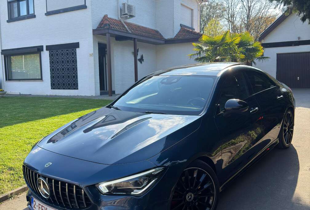 Mercedes-Benz Amg Line Coupé