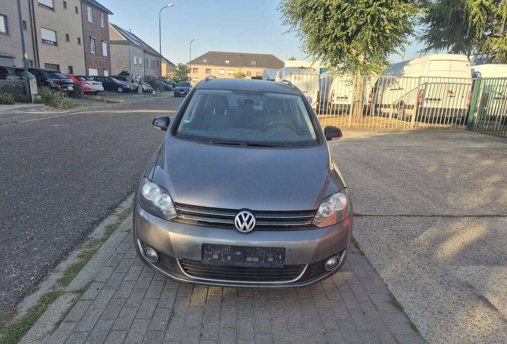 Volkswagen 1.4 TSI DSG - Airco - Sensoren - Cruise Controle - Parkingssensoren - Zetelverwarming