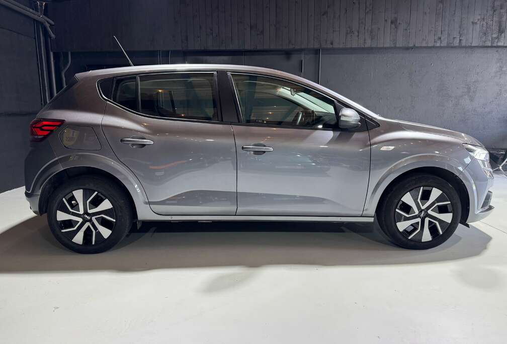 Dacia Sandero 1.0 TCe Journey CVT