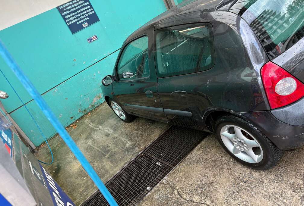 Renault 1.4i 16v Expression