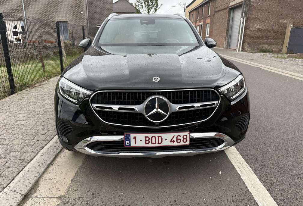 Mercedes-Benz Business Line