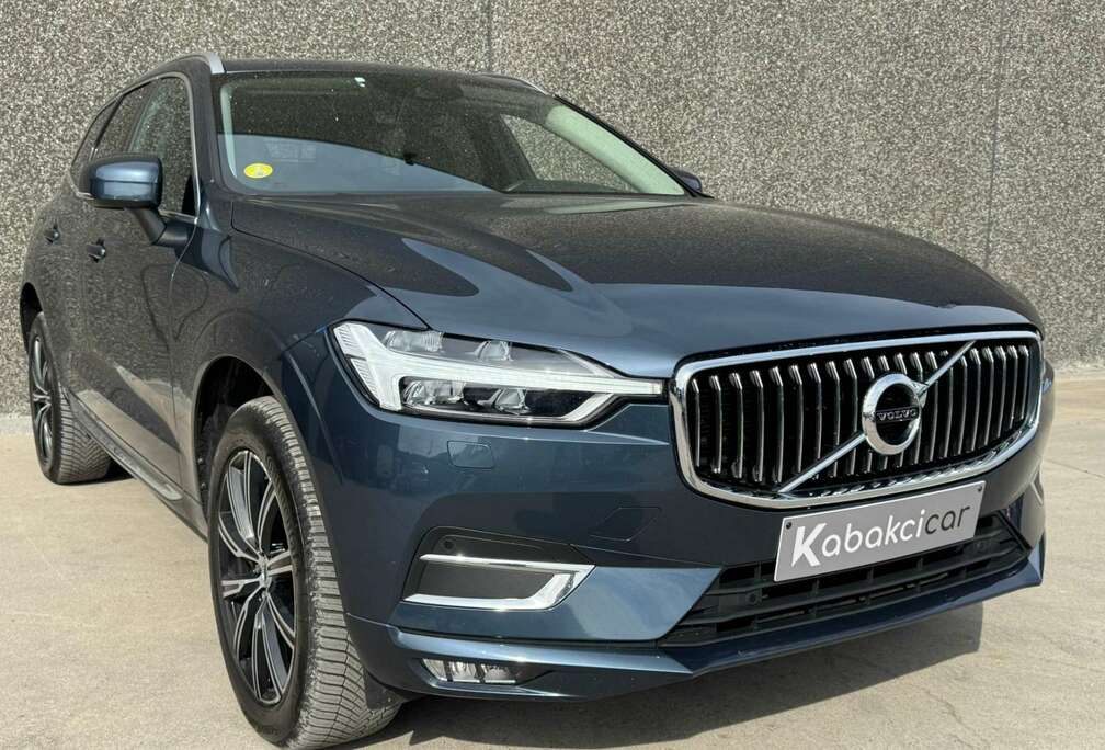 Volvo 2.0 B4 AWD Momentum //CARPLAY//CAMERA//GARANTIE