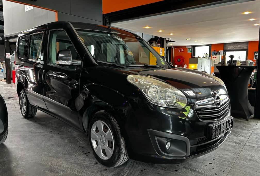 Opel 12 MOIS DE GARANTIECombo Tour 1.6 CDTi L1H1 Cosmo