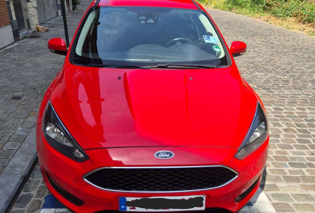Ford Focus 1.5 TDCi SYNC Edition PowerShift