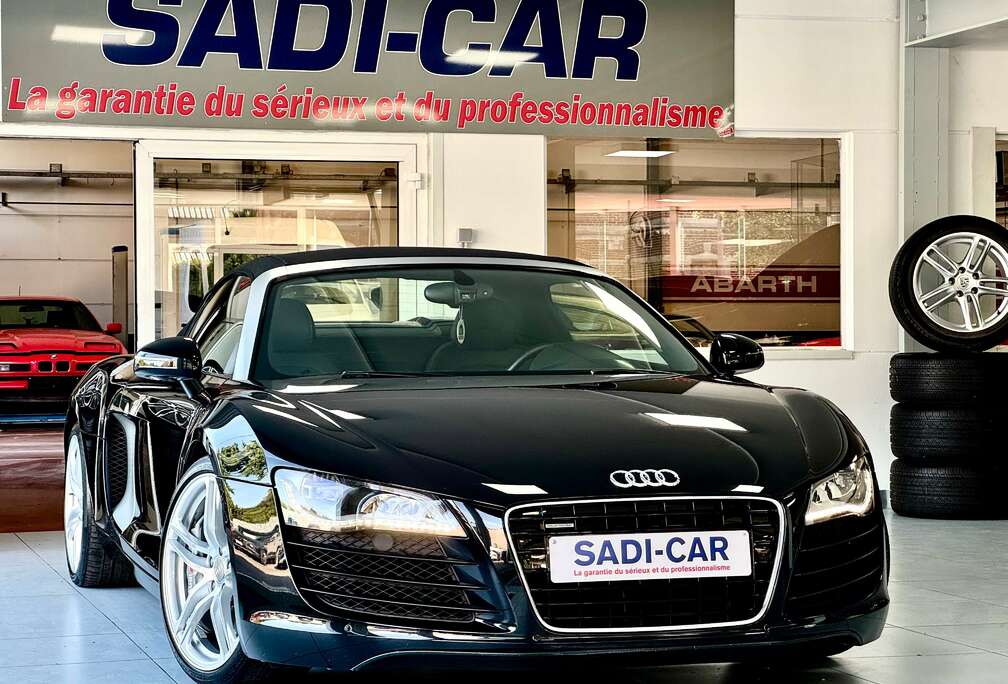 Audi SPYDER (Cabrio) 4.2i V8 430cv Quattro FSI - R Tronic