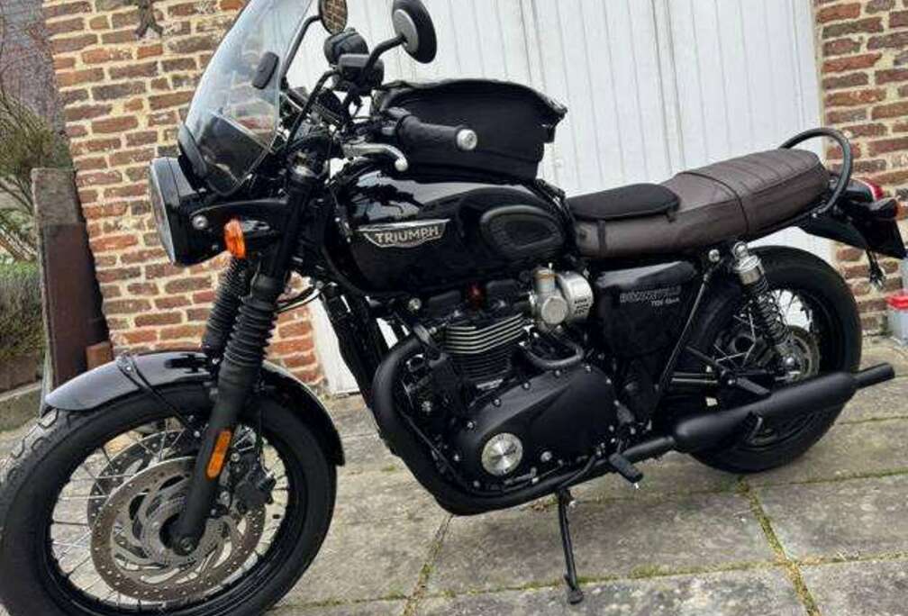 Triumph BONNEVILLE T-120 JET BLACK