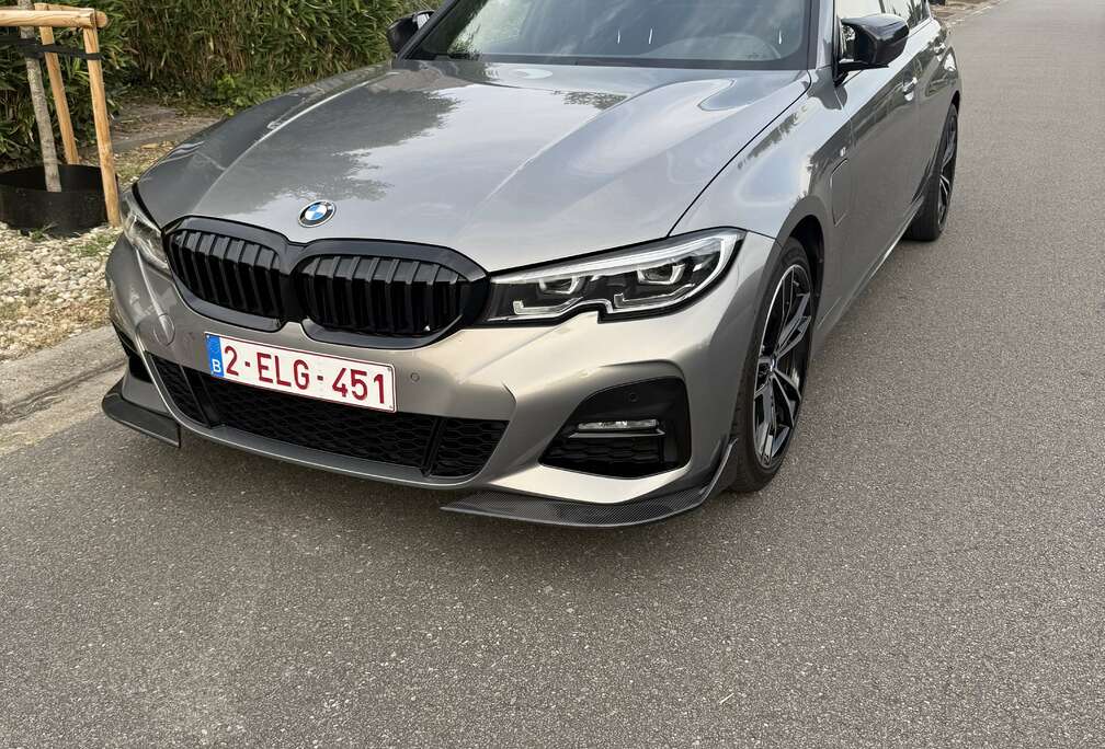 BMW 330e m sport