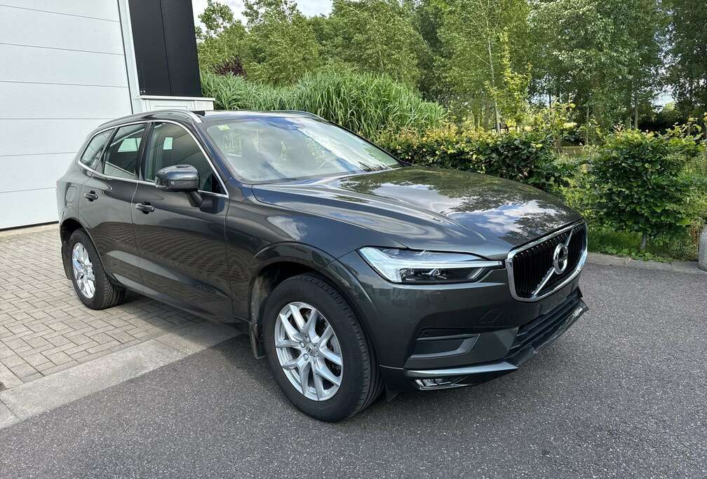 Volvo 2.0 B4 MHEV AWD Momentum Pro