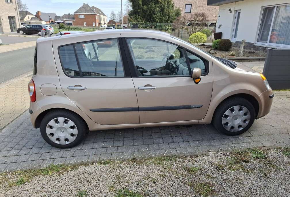 Renault 1.6i 16v Dynamique Luxe
