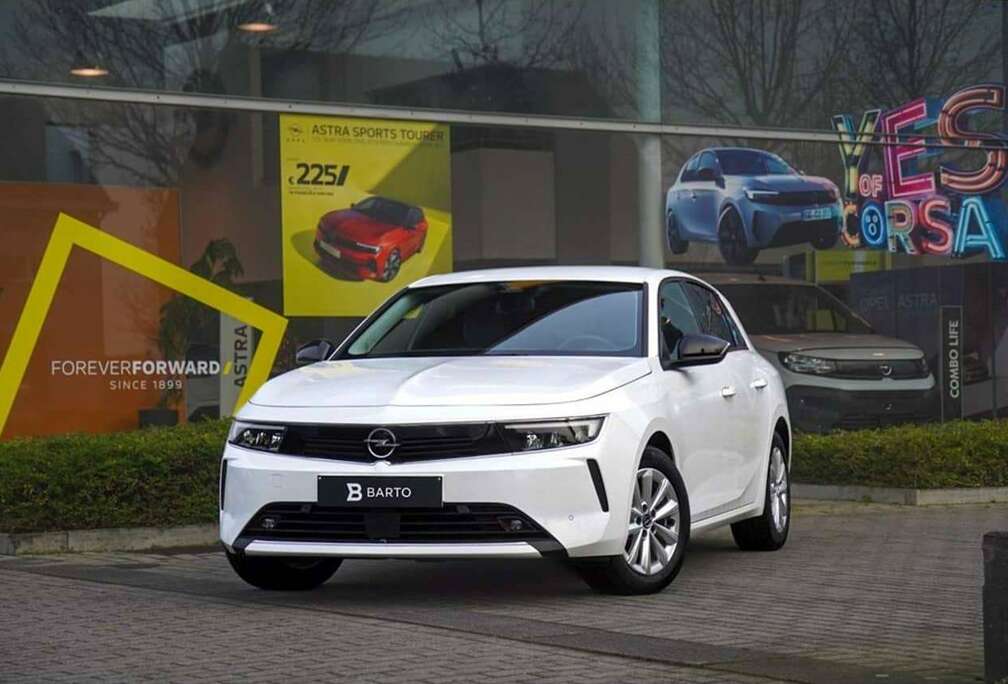 Opel 110 PK MT6  Navi  Airco  Parkeersens. v&a  ...