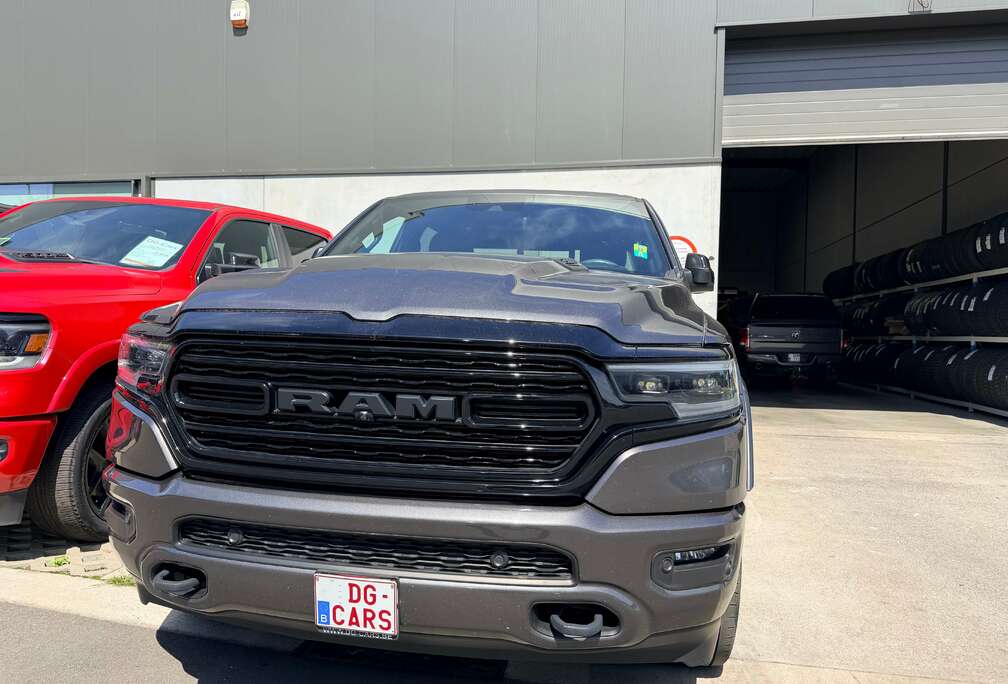 Dodge 1500 Limited Night Edition