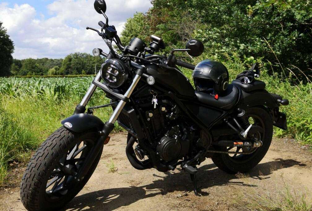 Honda Rebel
