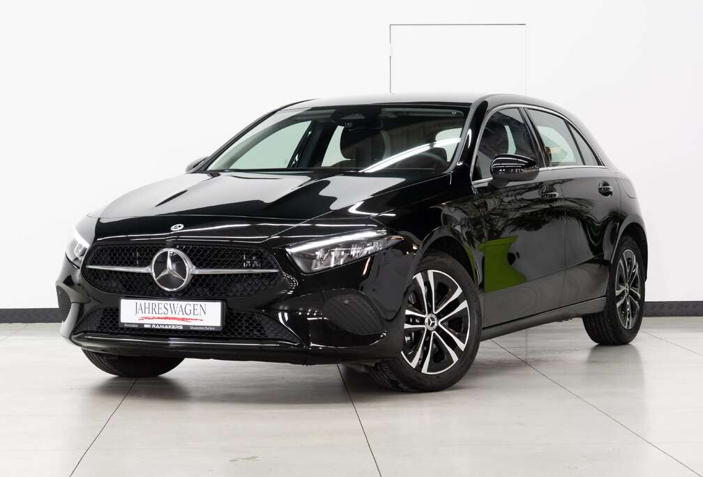 Mercedes-Benz e Progressive Camera LED Widescreen