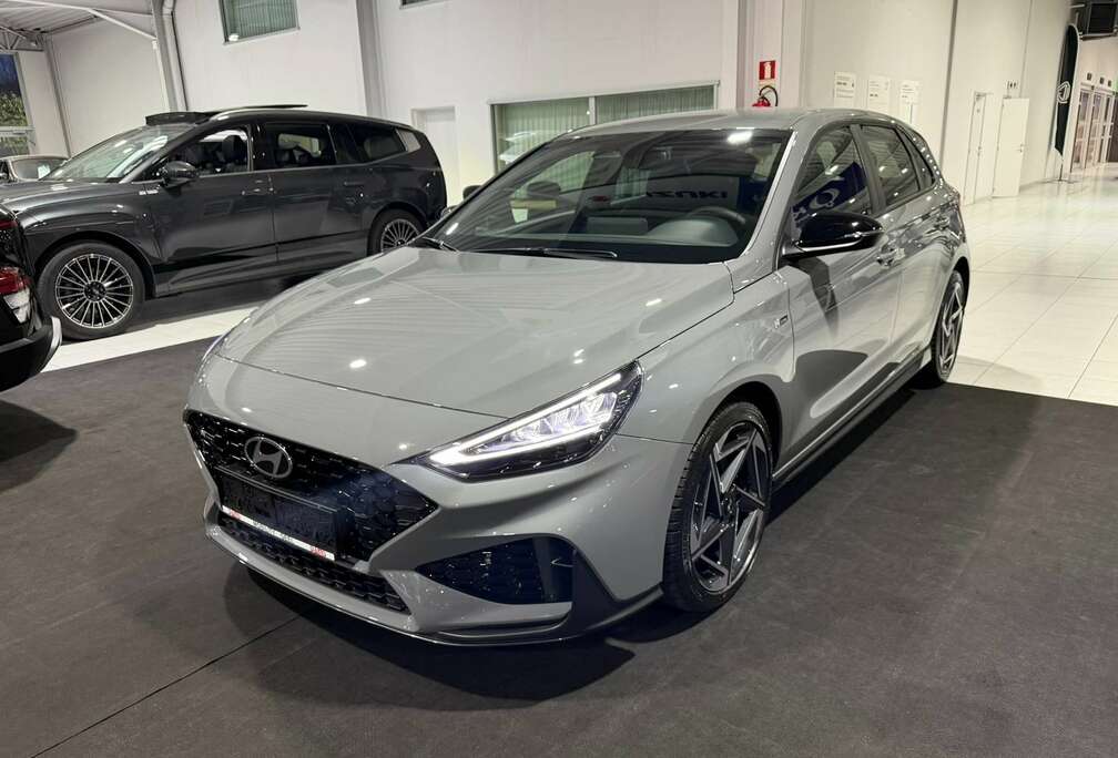Hyundai i30 1.5 T-GDI 48V DCT Sky N Line Sensation