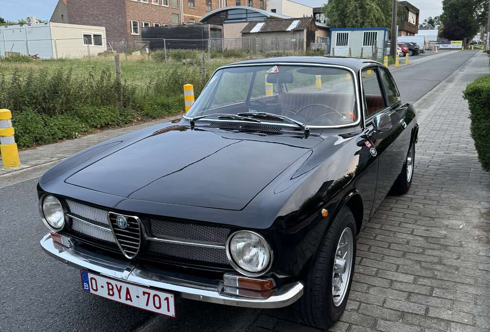 Alfa Romeo alfa Romeo GT 1300 Junior