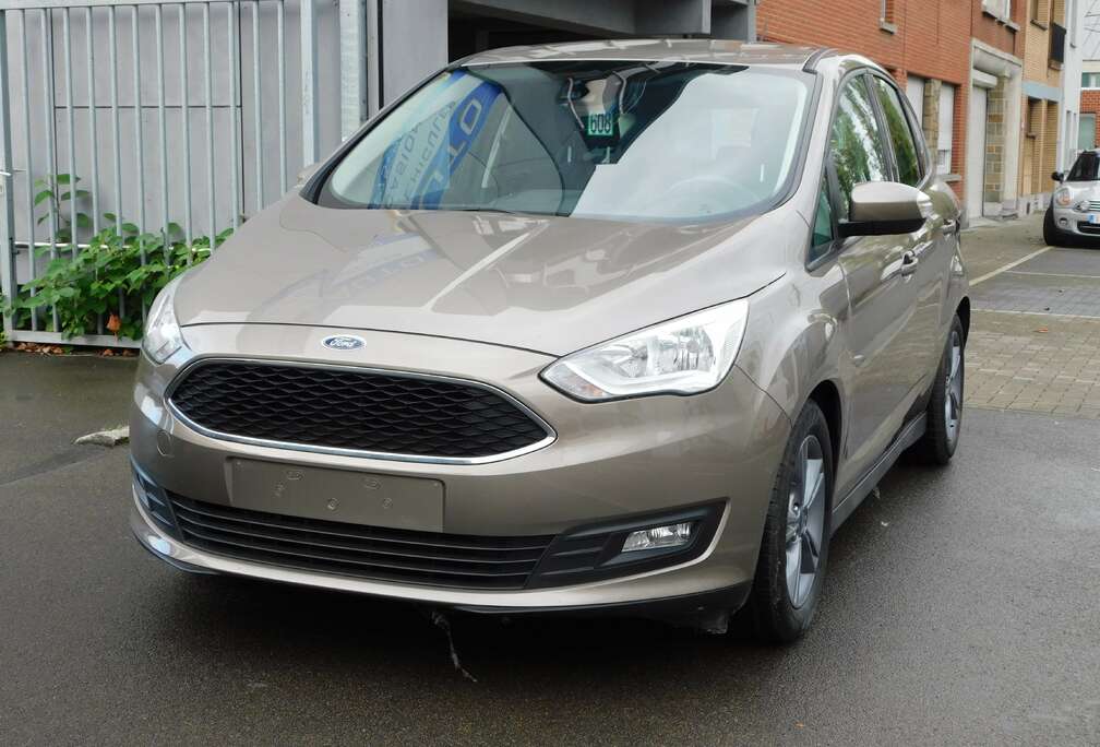 Ford 1.0 EcoBoost + GPS + CAMERA // EURO 6d  //