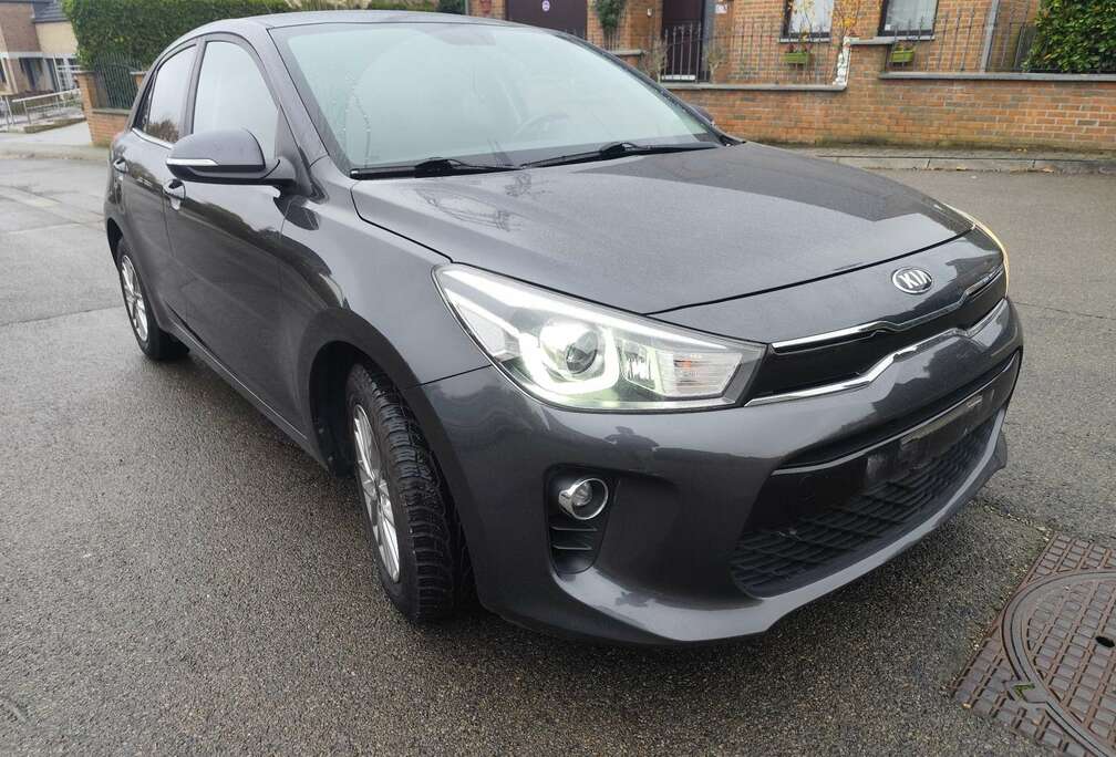 Kia 1.2L 84 ch  Caméra  Clim  CarPlay  Navigation