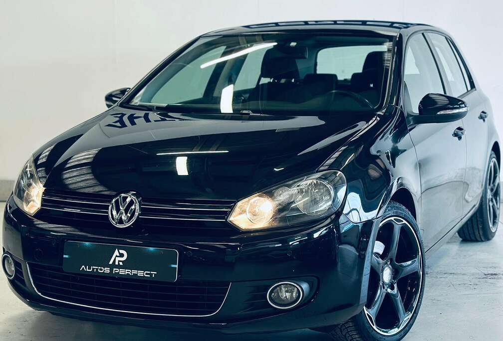 Volkswagen 1.2 TSI PDC AV/ARR REG VTS JA 18 GARANTIE 1 AN