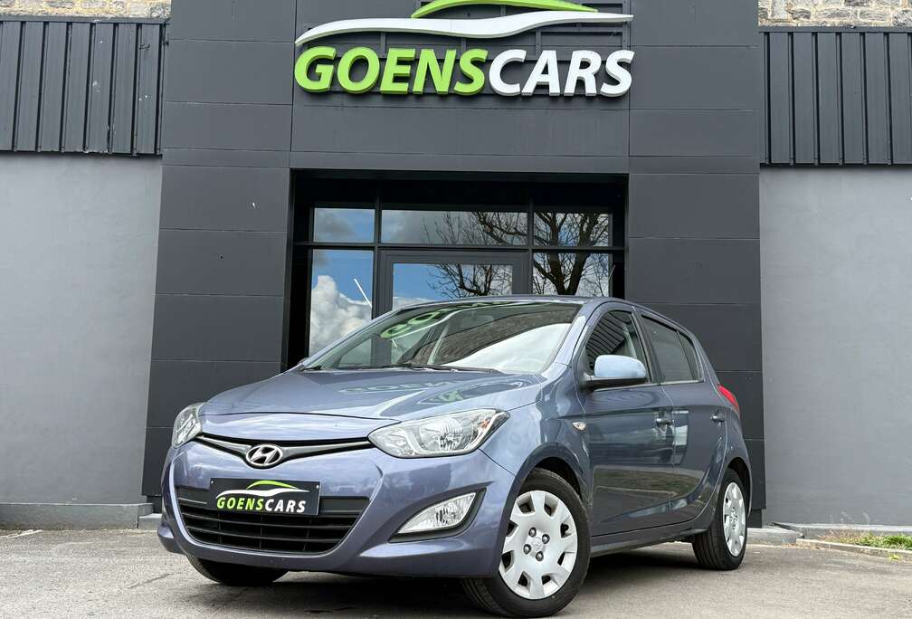 Hyundai i20 1.4i BOTE AUTO,CLIM,RADIO,PRTE  IMMATRICULER,GARANTIE…