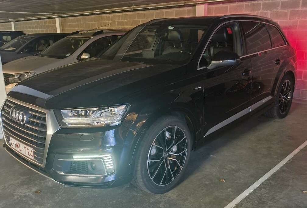 Audi 3.0 TDi V6 Quattro Tiptronic (275 kW)