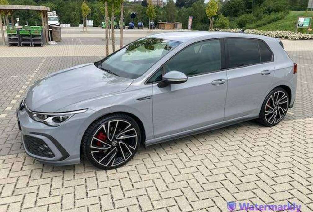 Volkswagen Golf 2.0 SCR TDi DSG