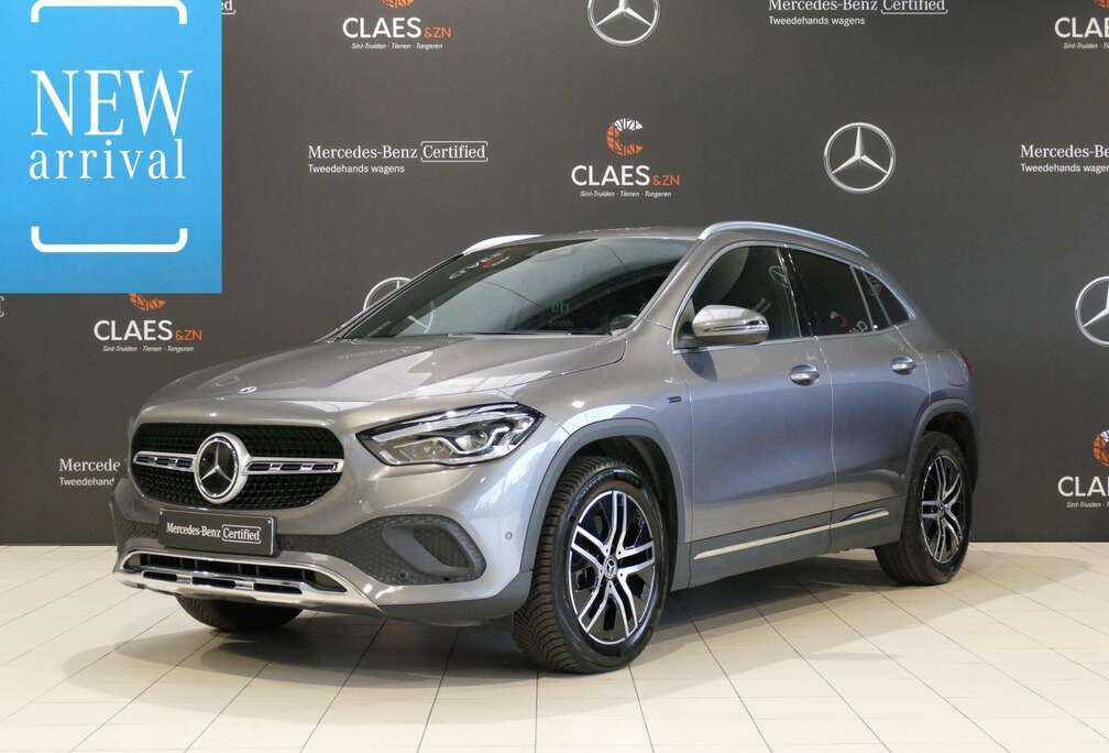 Mercedes-Benz 250e Luxury Line DOS 8063