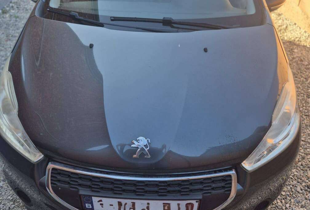 Peugeot 208 1.0i Access