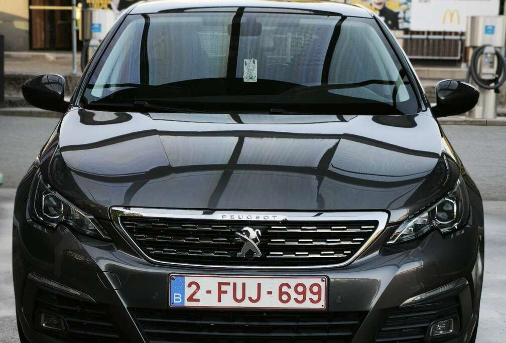 Peugeot SW PureTech 130 Allure