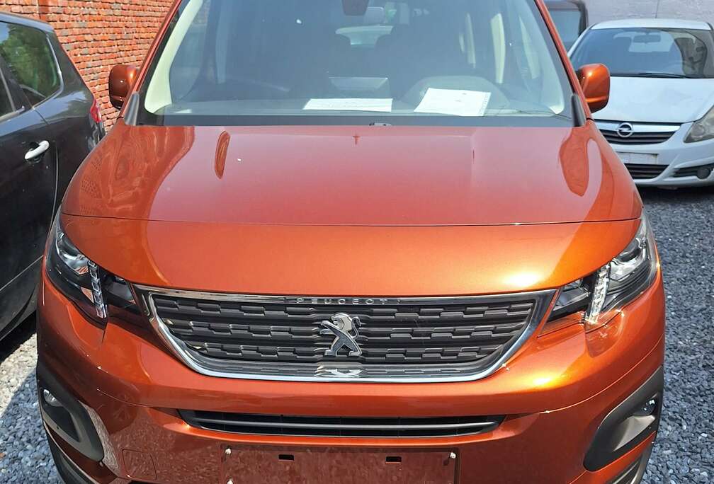 Peugeot Rifter 1.2 PureTech Long Allure AGC S