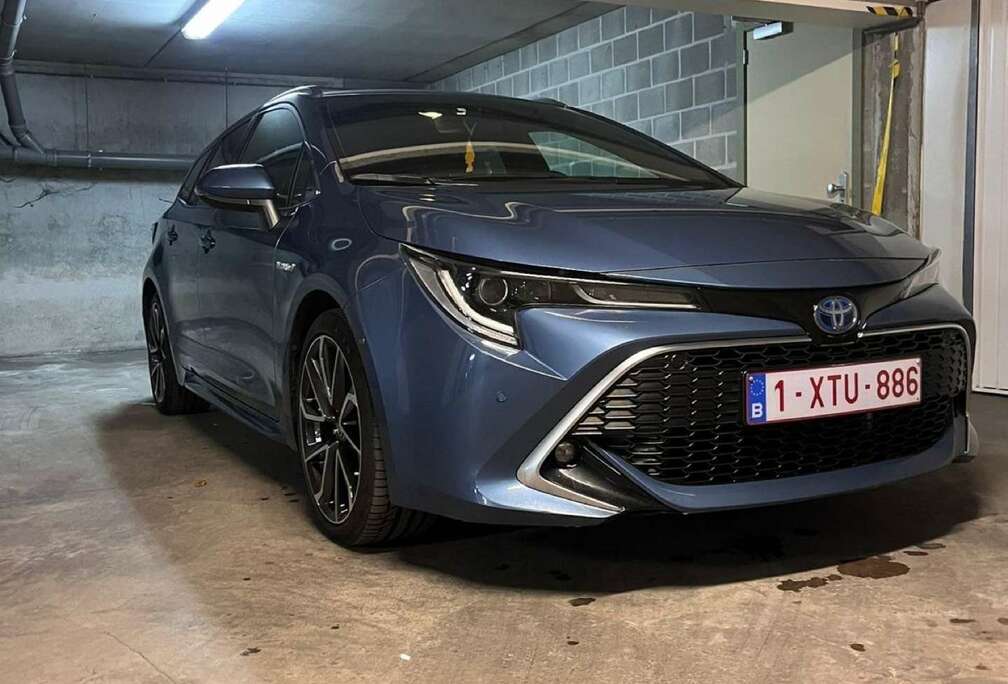 Toyota SW 2.0 Hybrid Dynamic Plus e-CVT