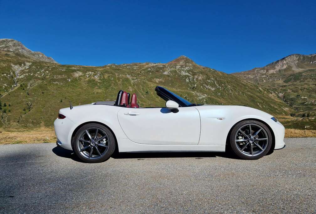 Mazda MX-5 SKYACTIV-G 2.0 SKYACTIV-G Skycruise TAKUMI