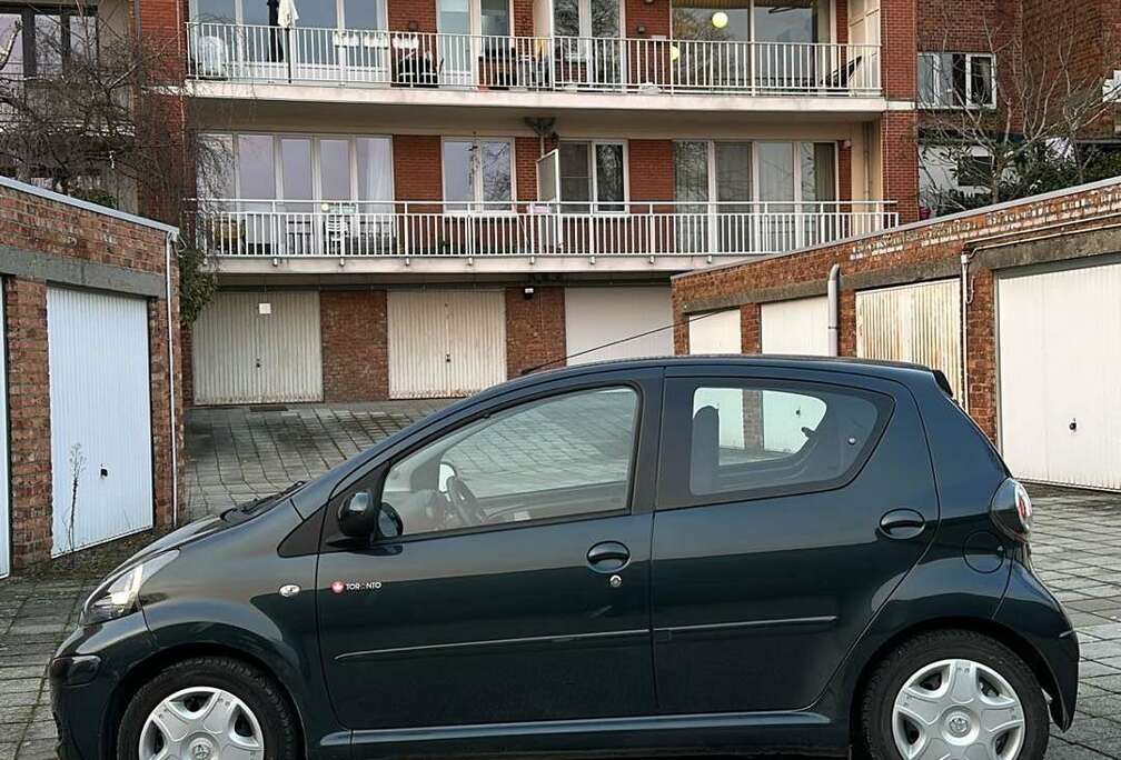 Toyota 1.0i VVT-i Toronto