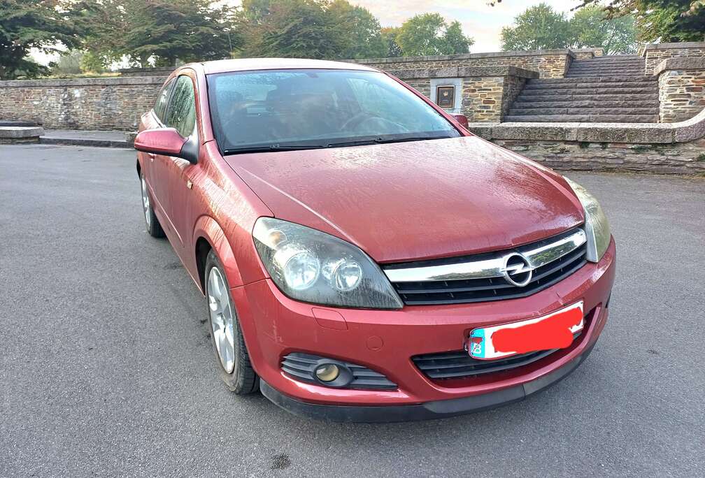 Opel Astra GTC 1.4