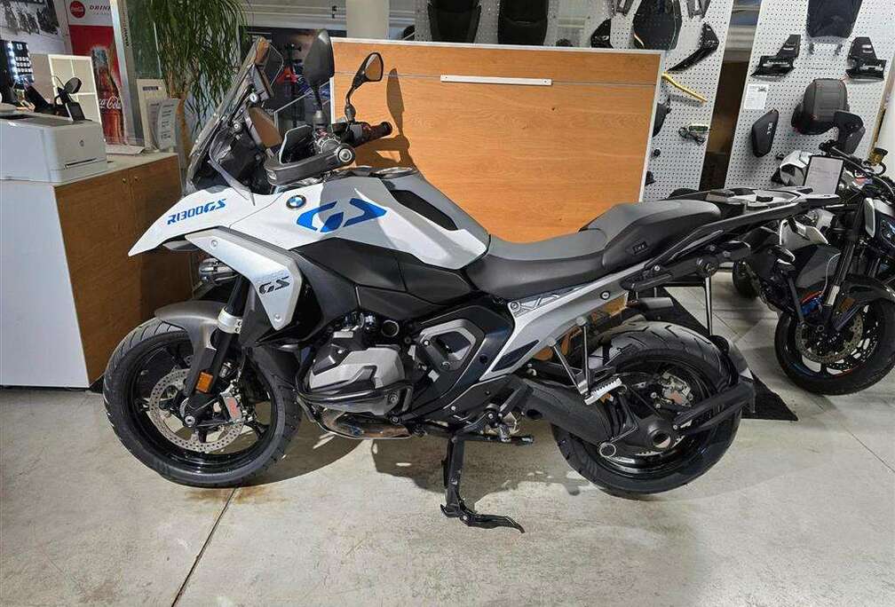 BMW 0