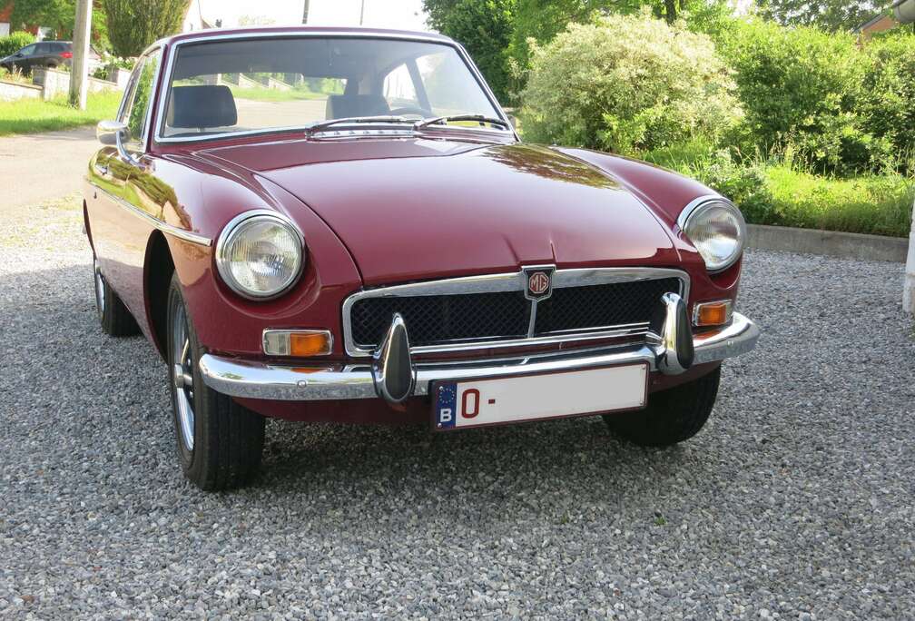 MG GT