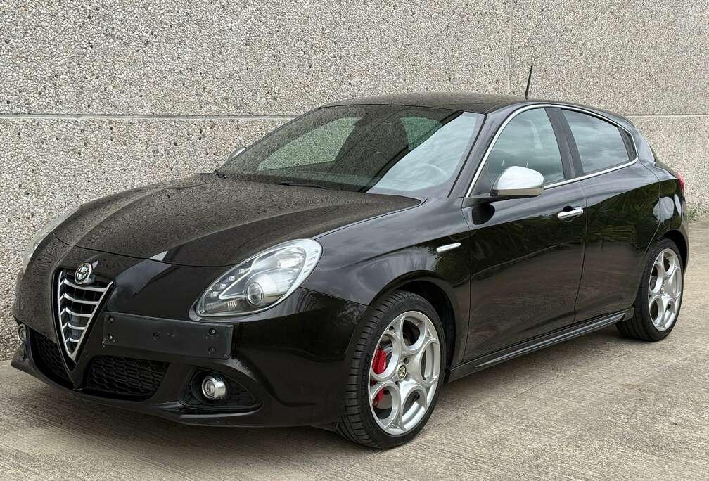 Alfa Romeo Giulietta 2.0 JTD M-Jet Progression Start