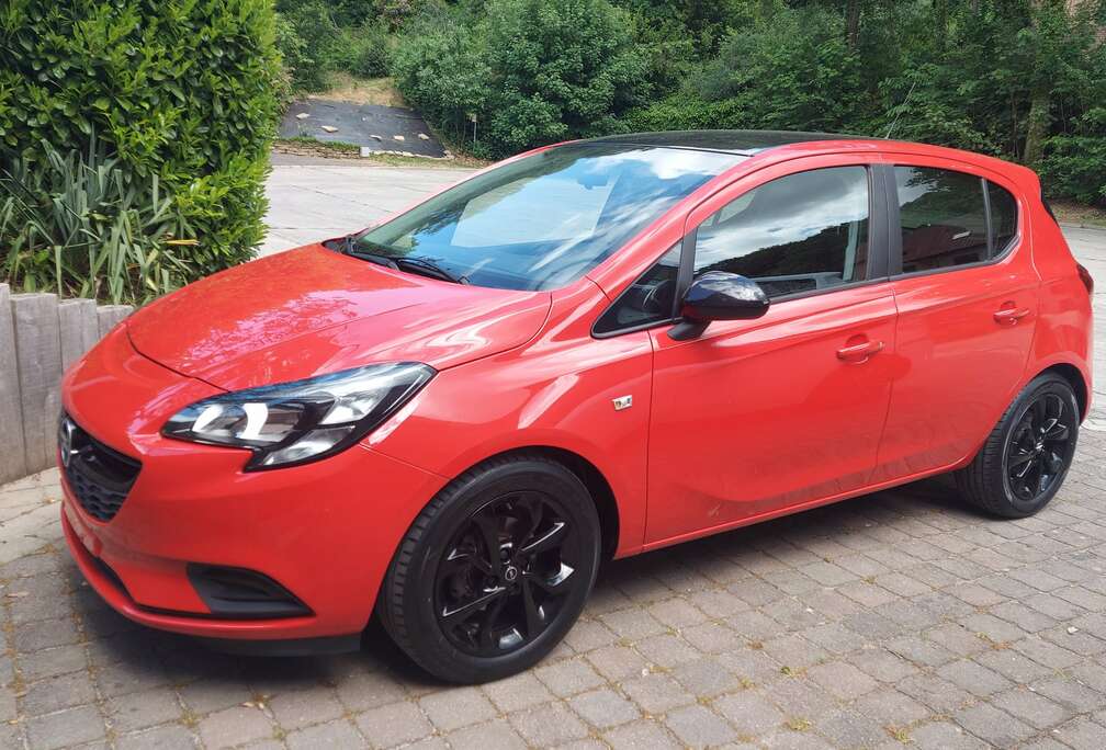 Opel Corsa 1.2i Black Edition