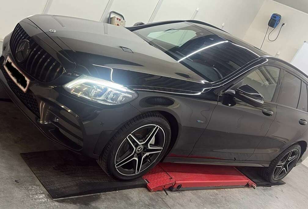 Mercedes-Benz C 300 de T 9G-TRONIC AMG Line