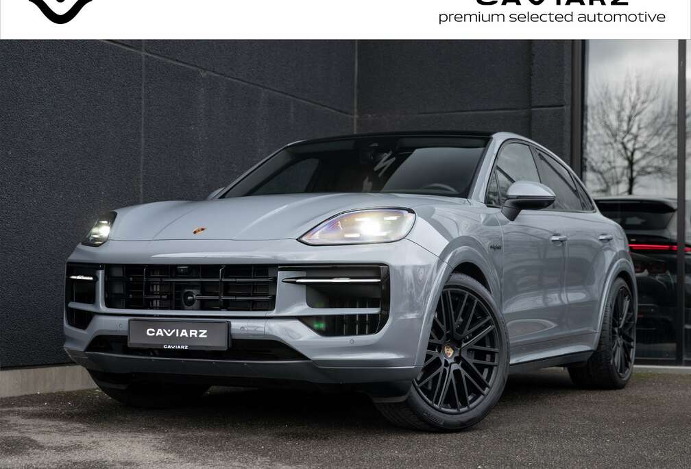 Porsche E-HYB COUPE SPORTDES/UITL/AIR/MATR/INNO/14W/BOSE