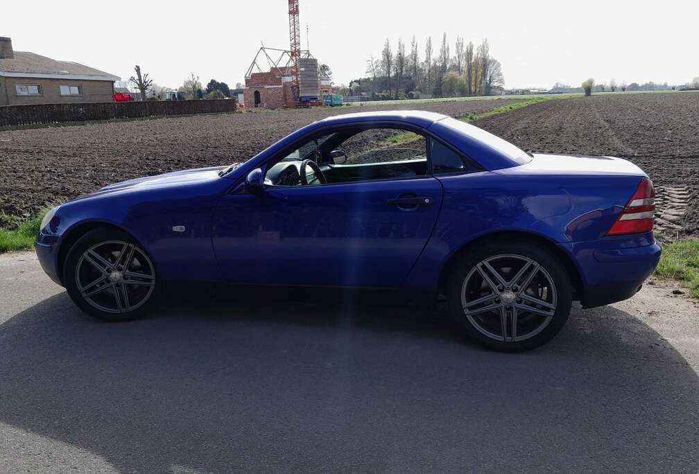 Mercedes-Benz SLK 200