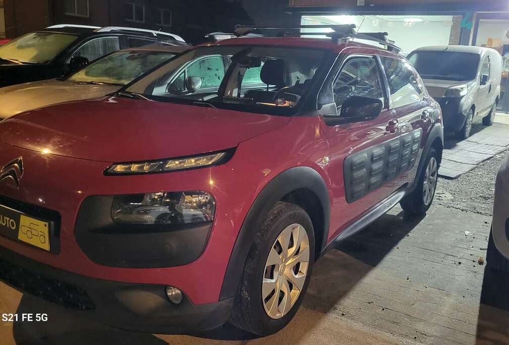 Citroen C4 Cactus 1.2 Business GPS (Fleet)