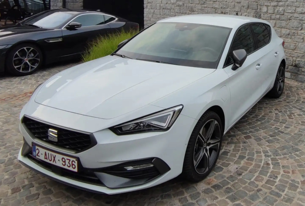 SEAT Leon e-Hybrid 1.4 FR DSG (150 kW)