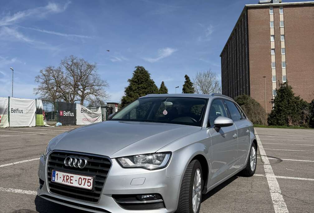 Audi Sportback 1.4 TFSI Ambition S tronic