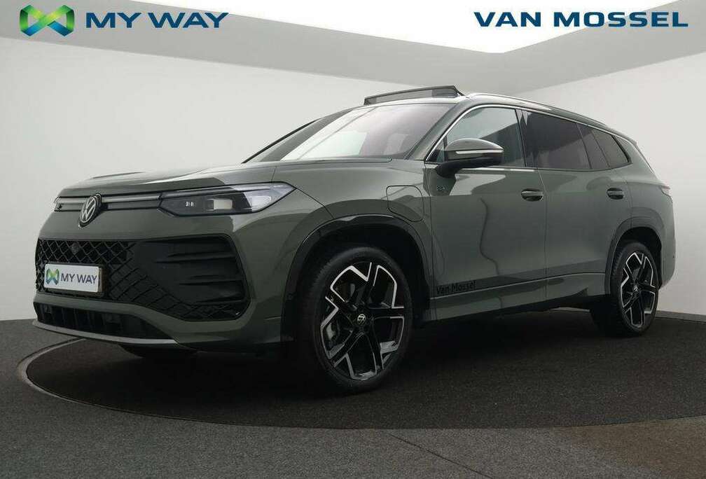 Volkswagen Tayron R-Line Business Premium 1.5TSI eHybrid 177 pk DSG / DEMO