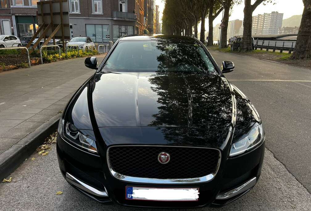 Jaguar 2.0  Euro6d  Caméra  très bon état