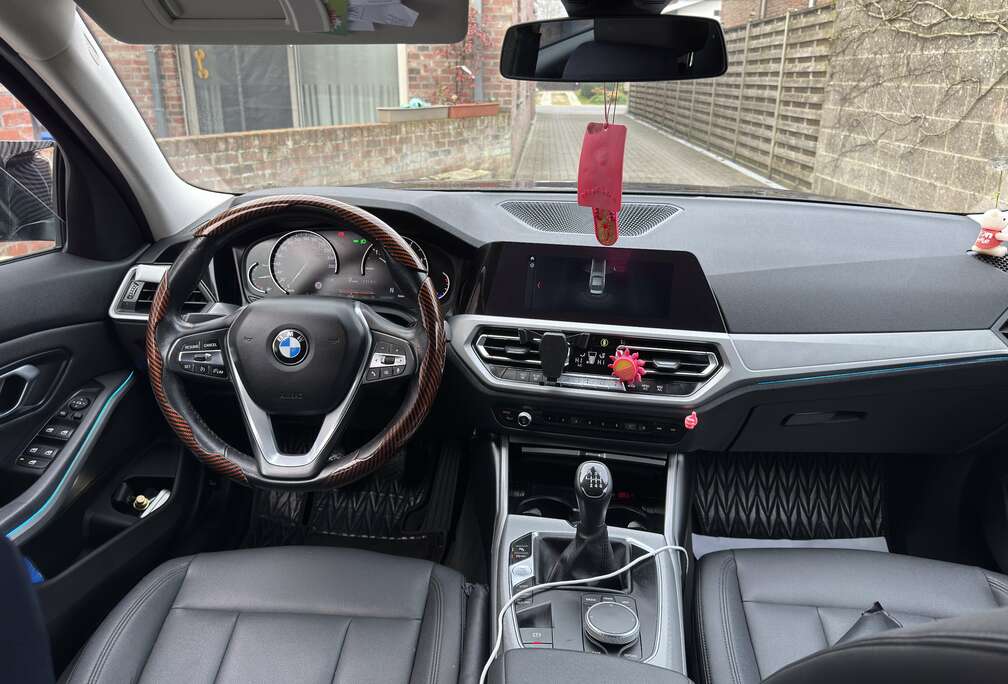 BMW 320d G